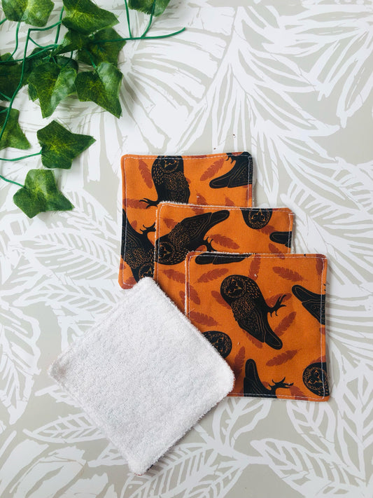 Owl Face Wipe