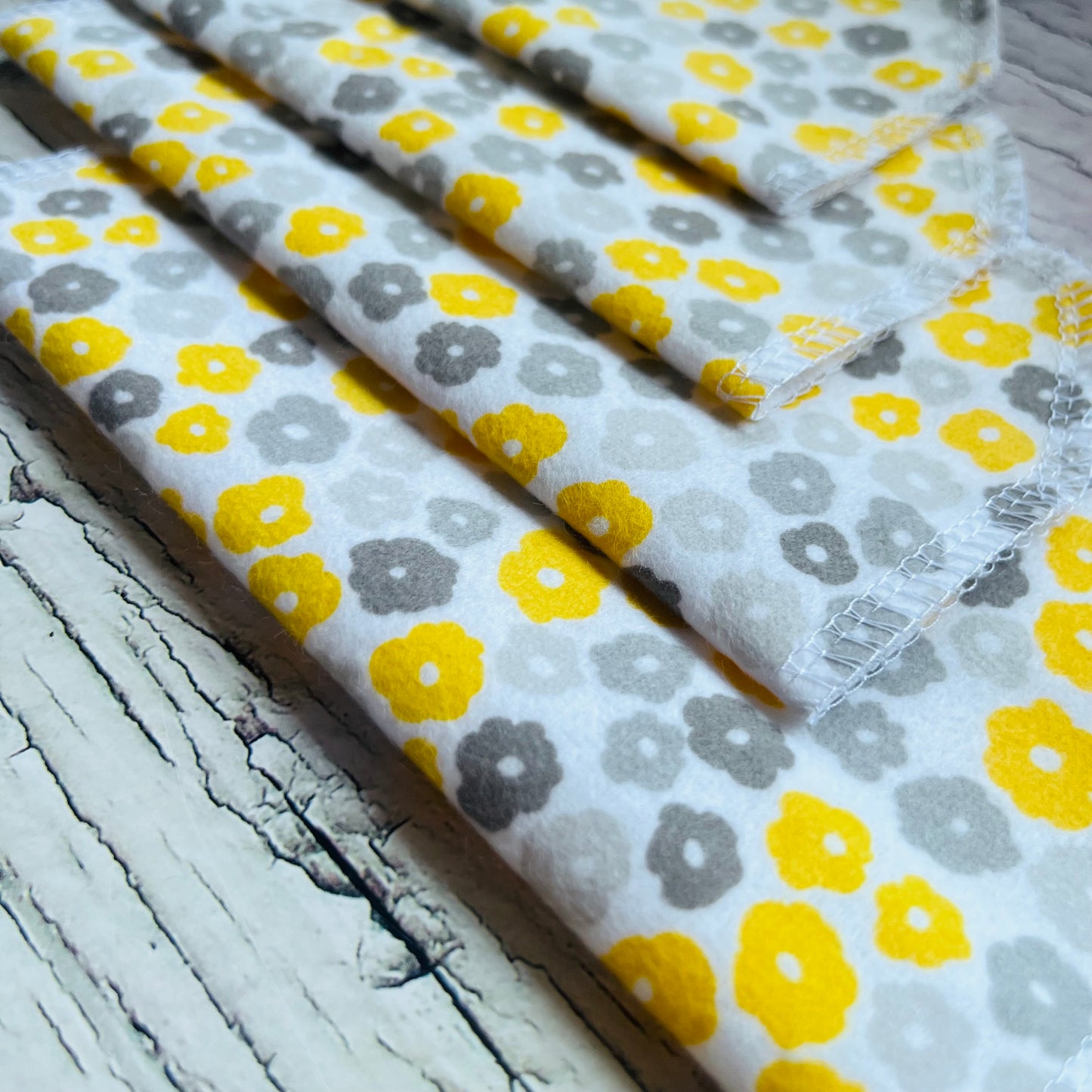 Yellow & Grey Daisy Cloth Napkin