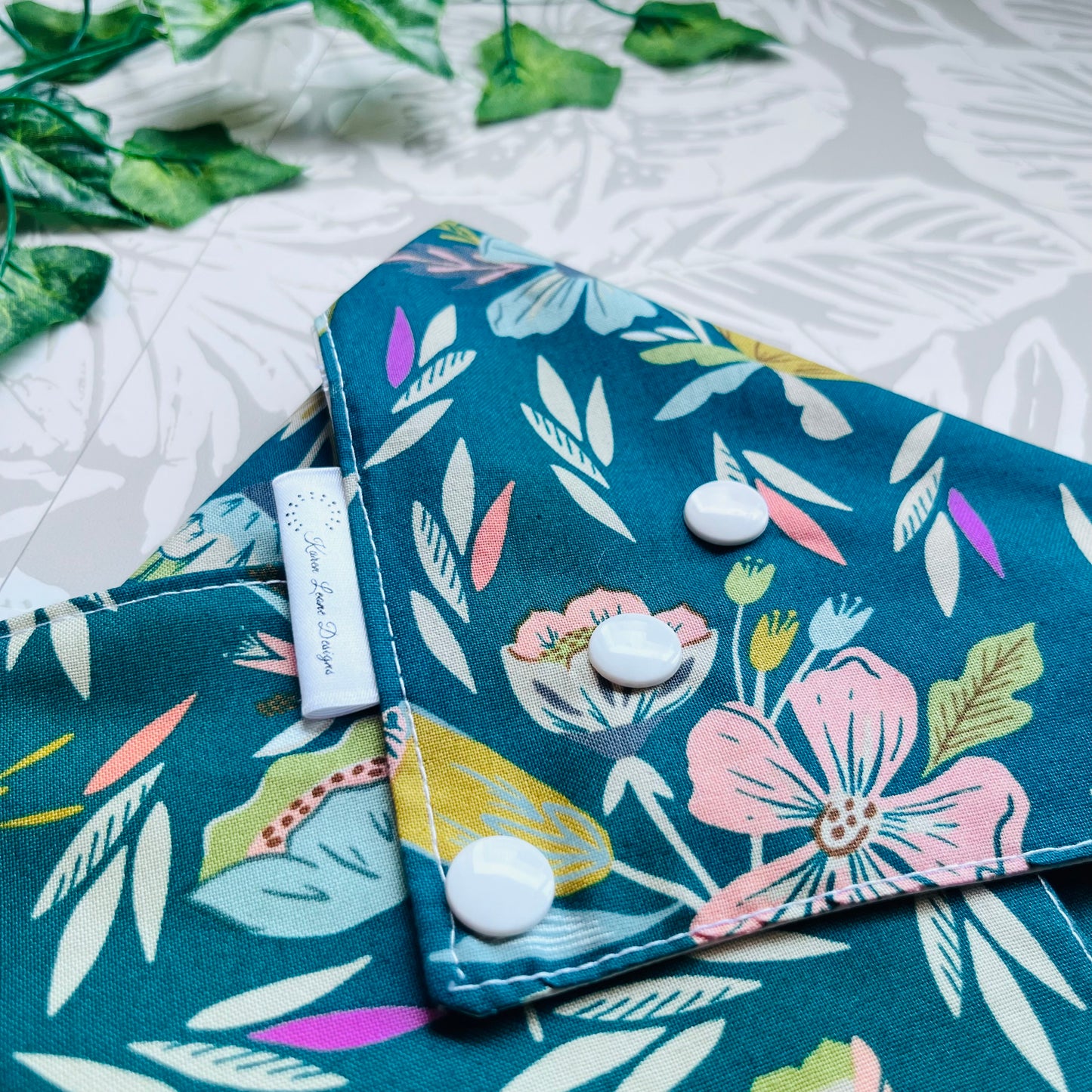 Green Floral Sandwich Wrap