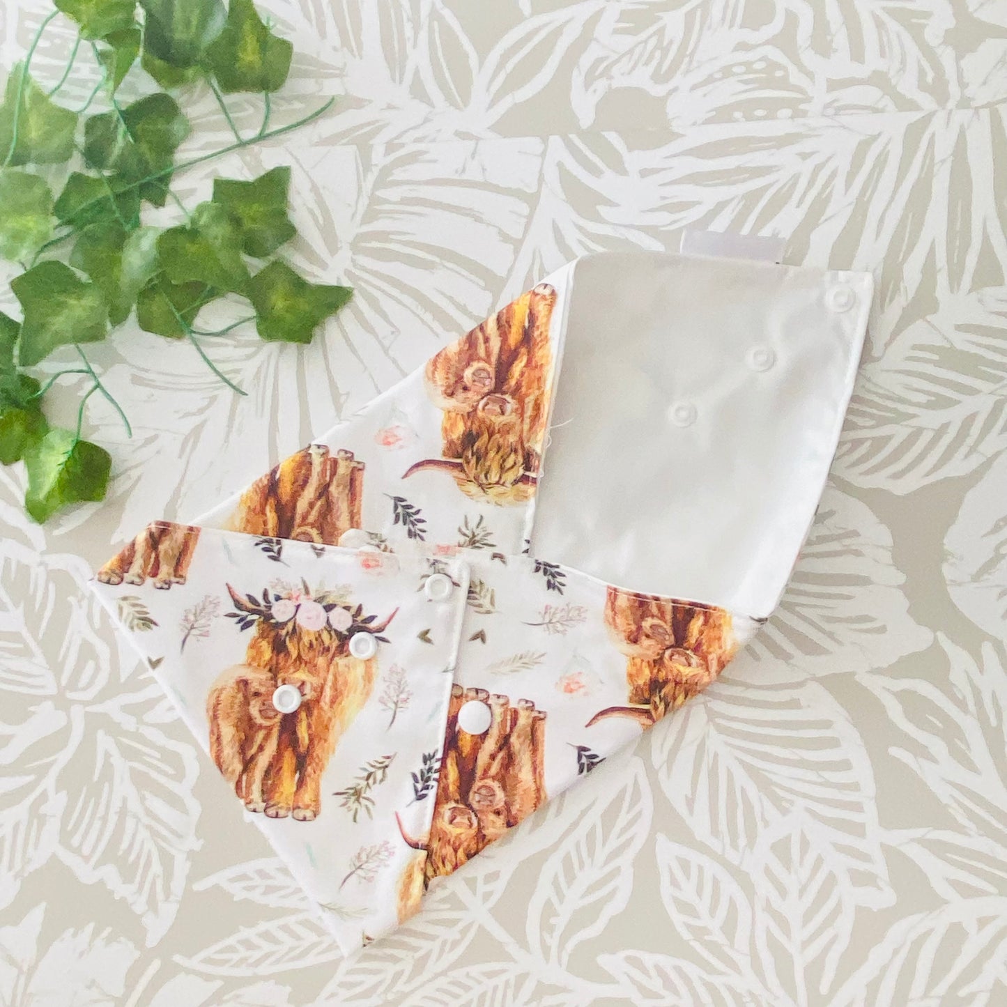 Highland Cow Sandwich Wrap