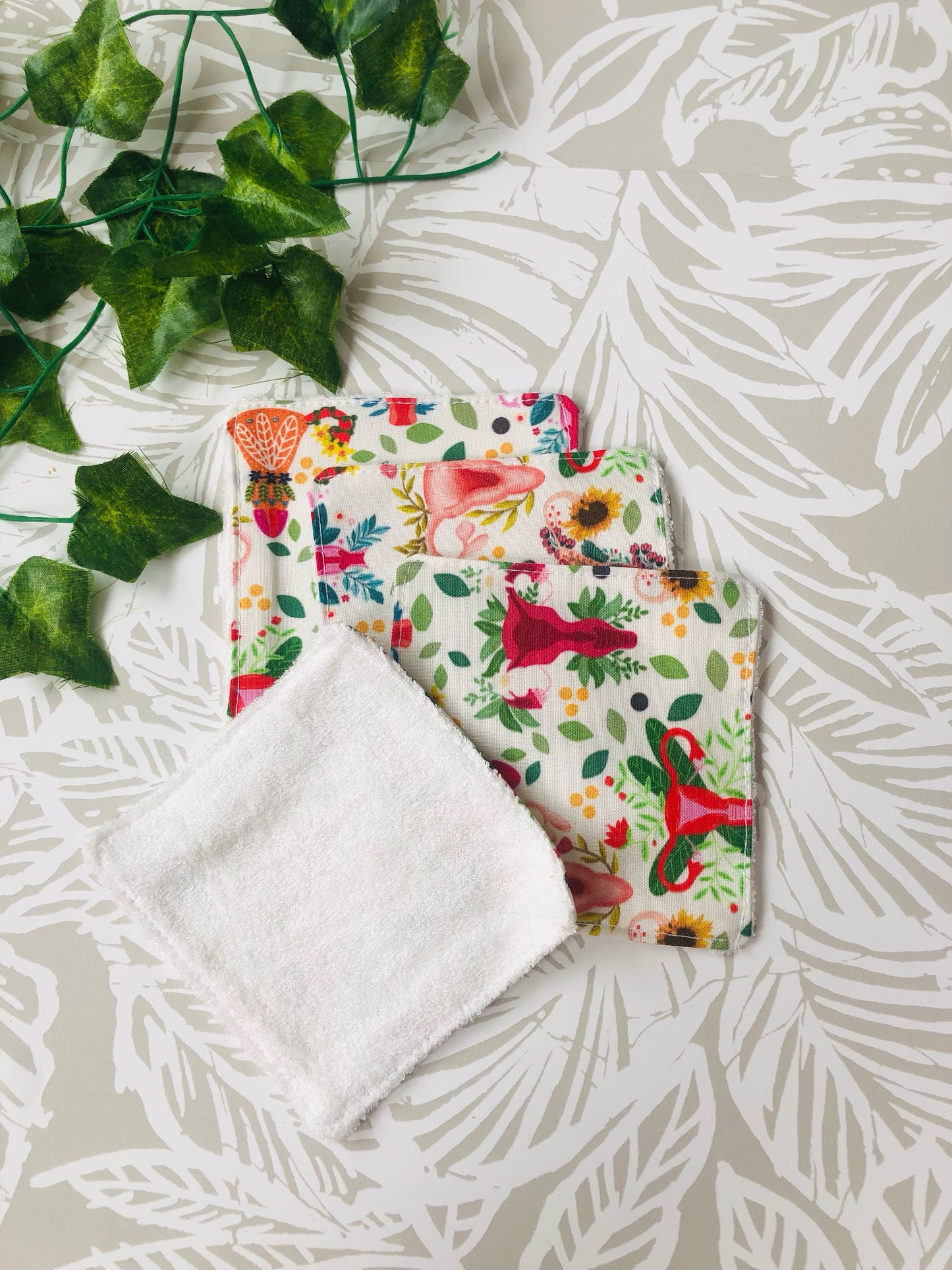 Floral Uterus Face Wipe