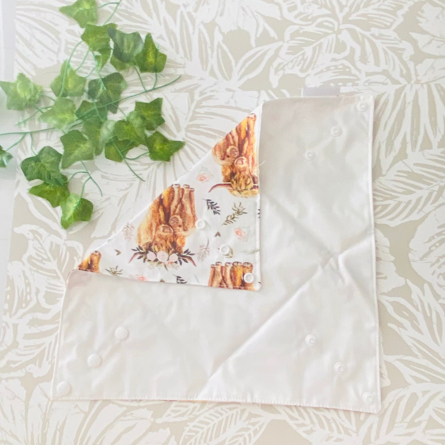 Highland Cow Sandwich Wrap