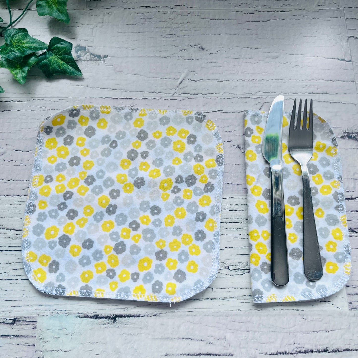 Yellow & Grey Daisy Cloth Napkin