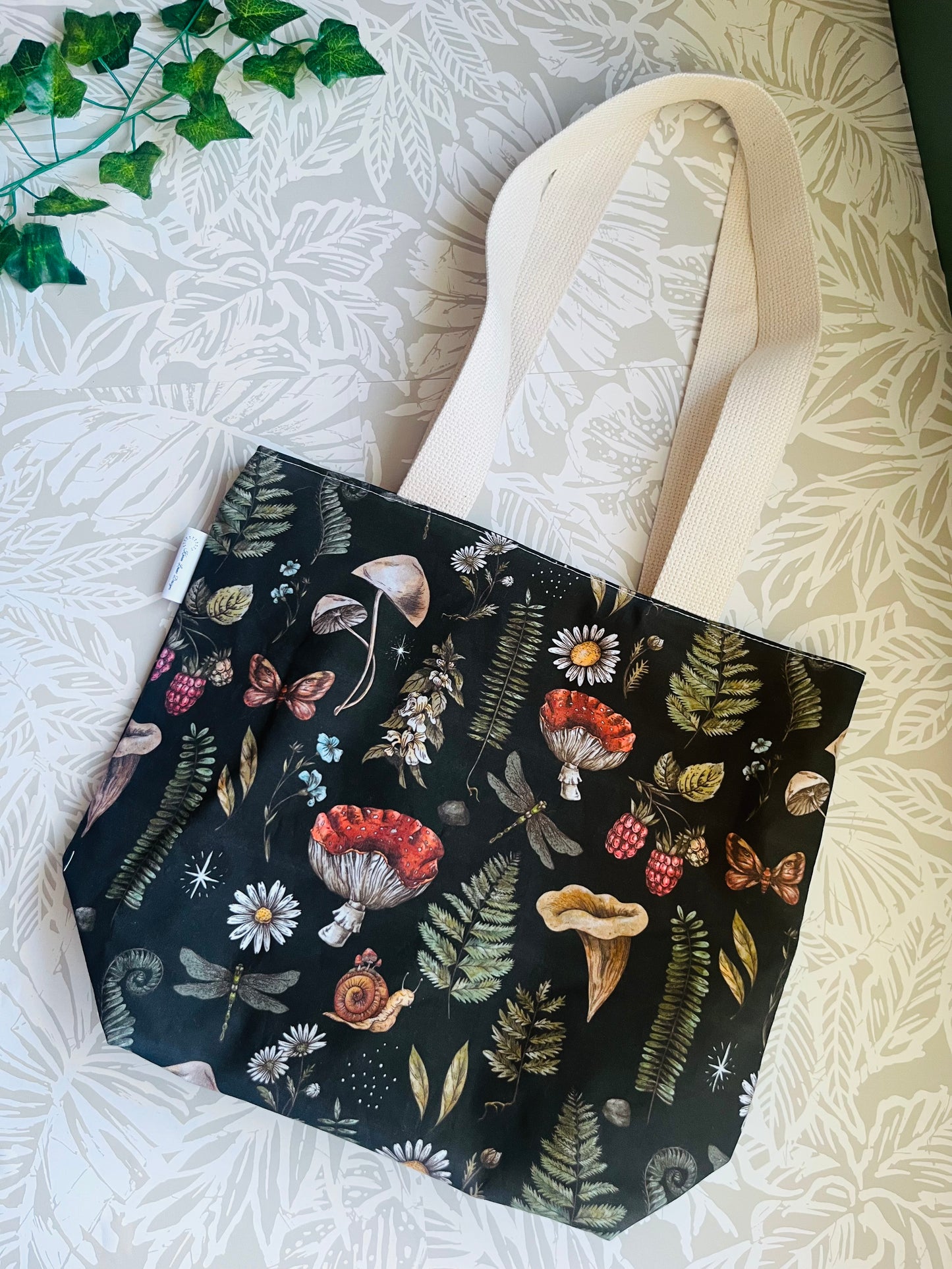 Botanical Market Tote