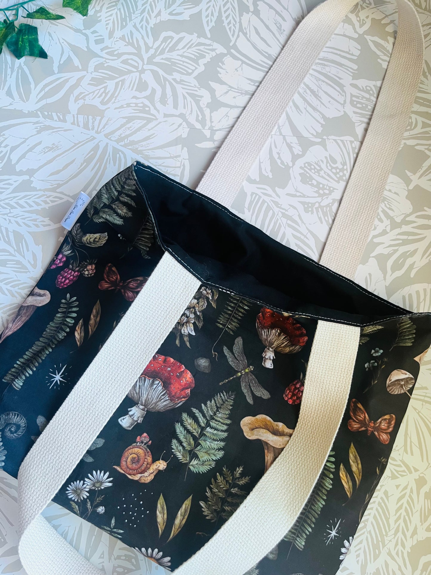 Botanical Market Tote
