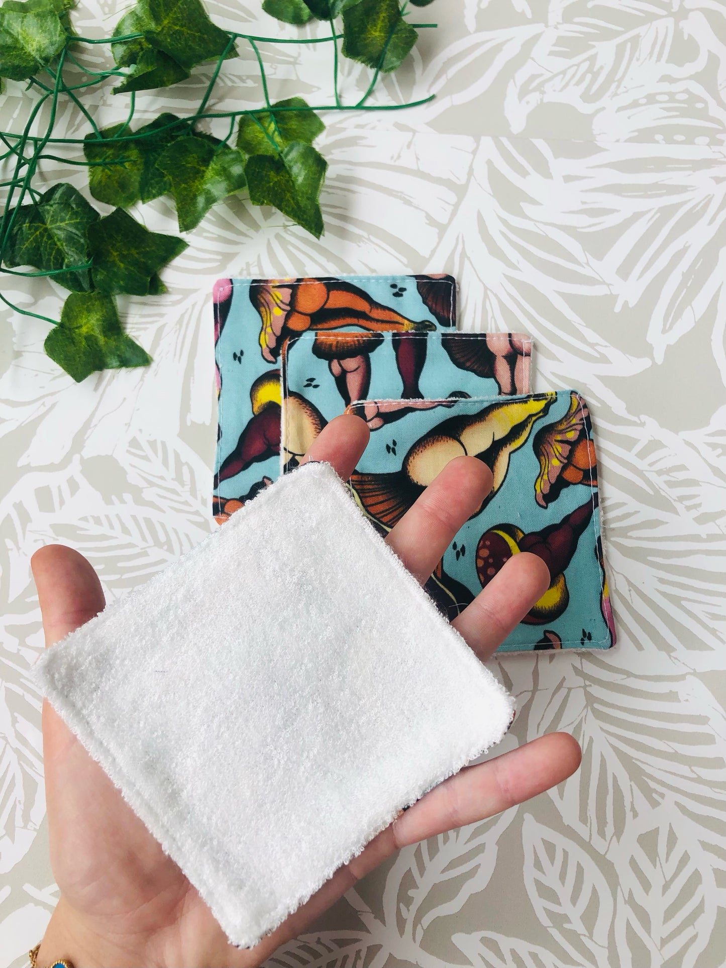 Blue Mushroom Bum Face Wipe