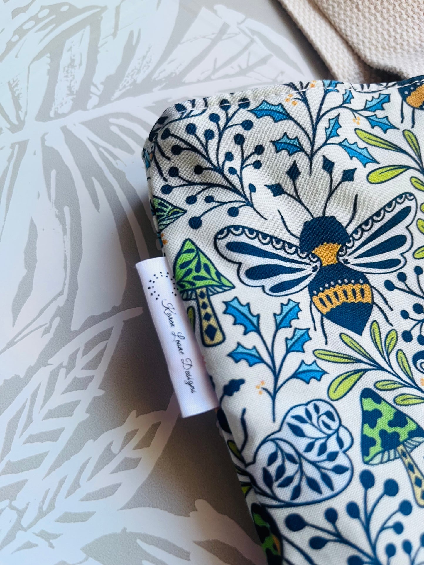 Bumble Bee Market Tote