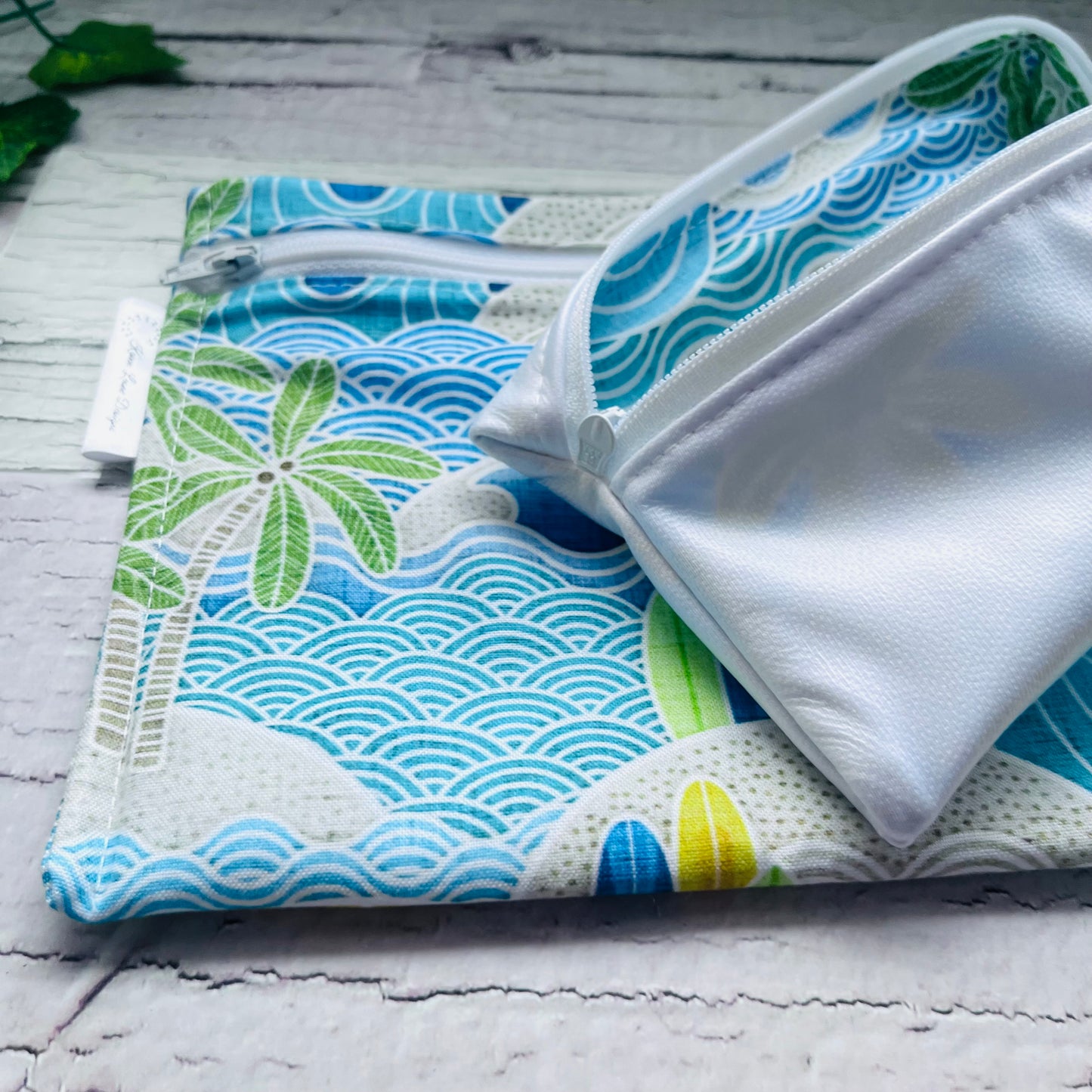 Surfing Sandwich & Snack Bags