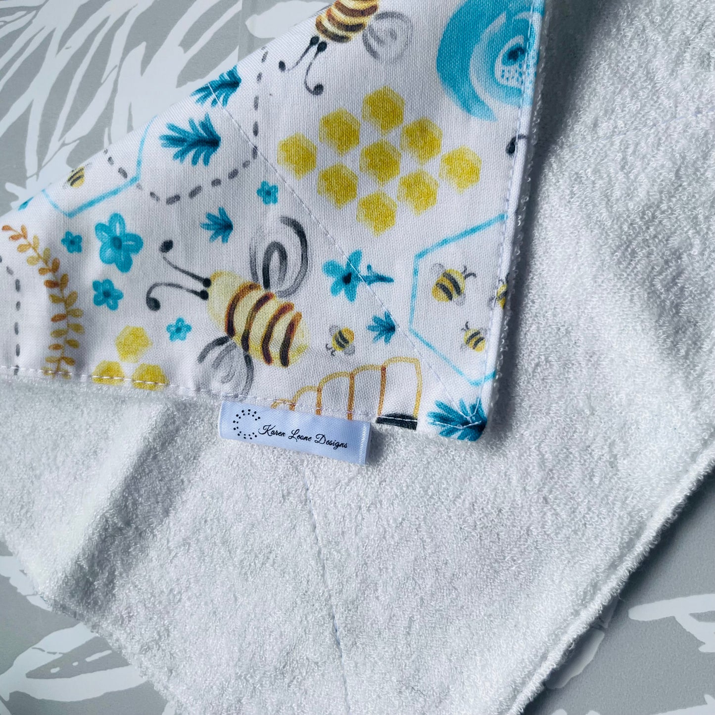 Bee HivenWash Cloth