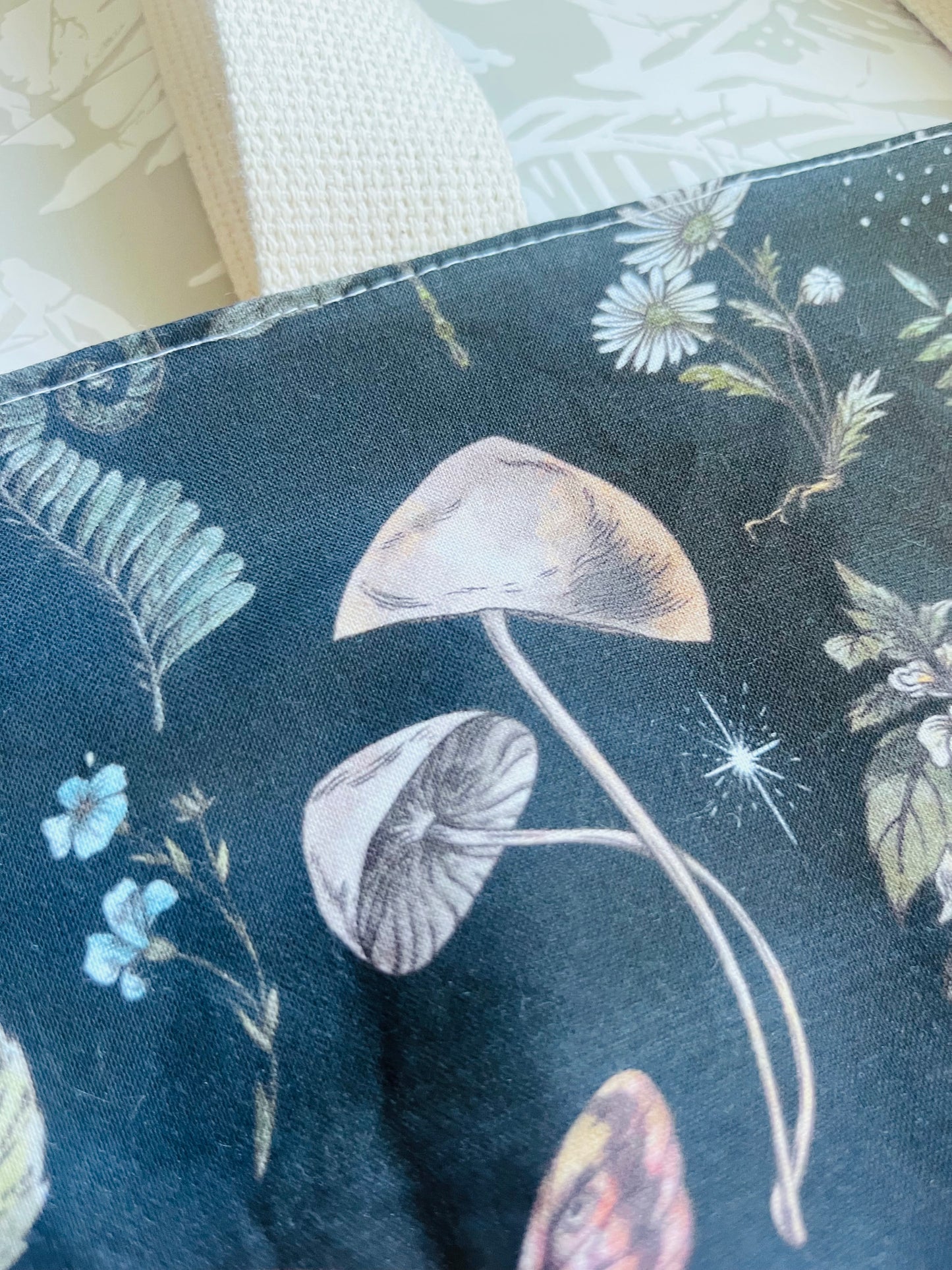 Botanical Market Tote