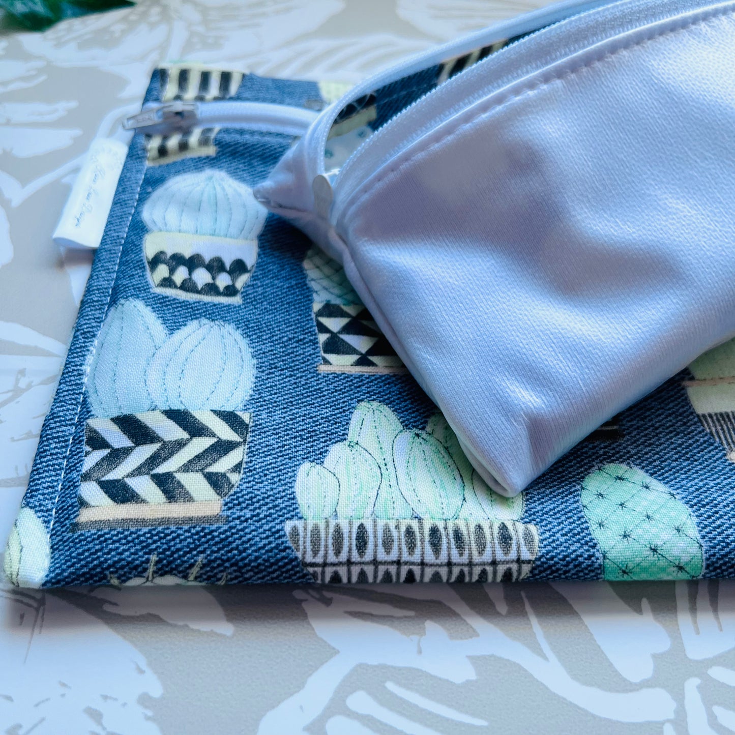Grey Cactus Sandwich & Snack Bags