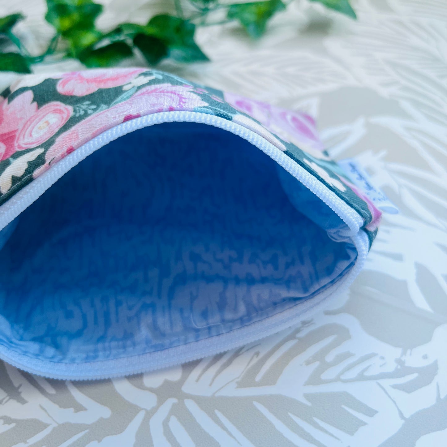 Green Floral Zipper Pouch