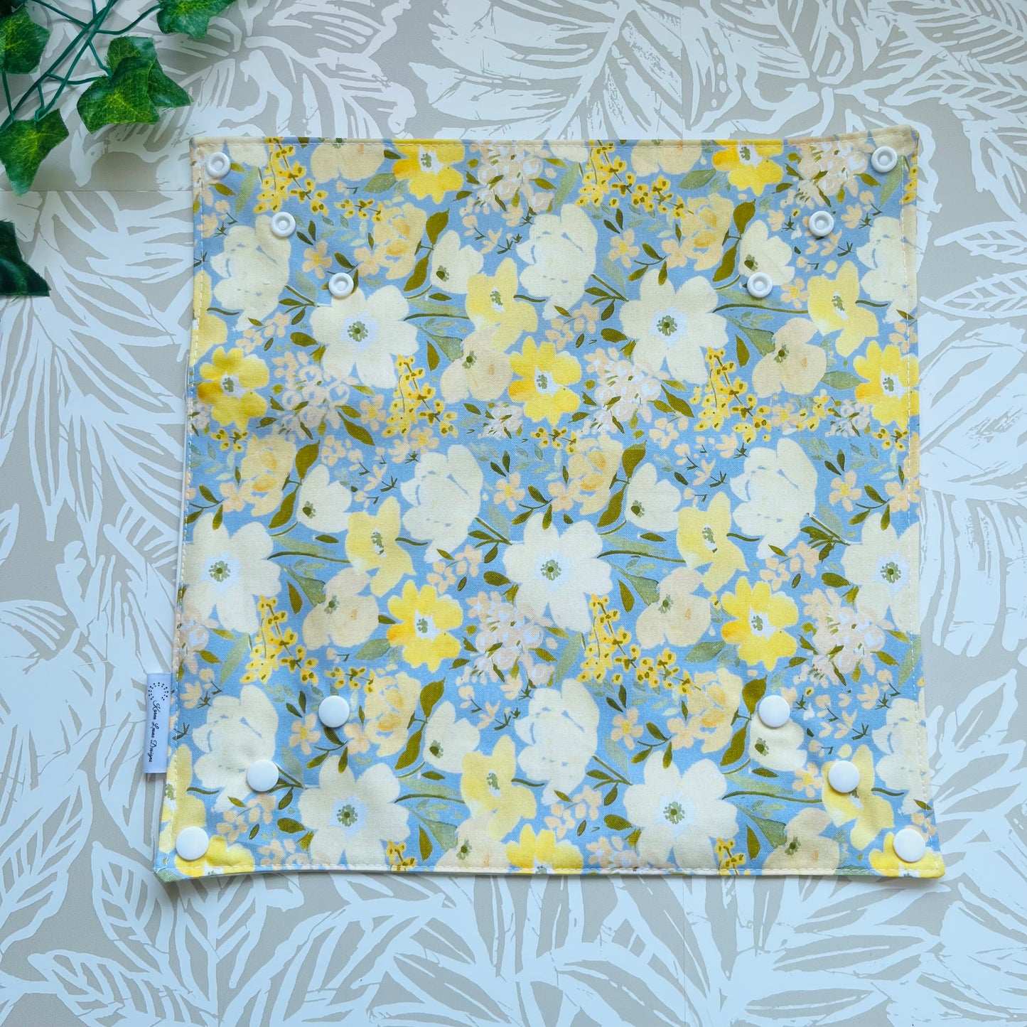 Floral Sandwich Wrap