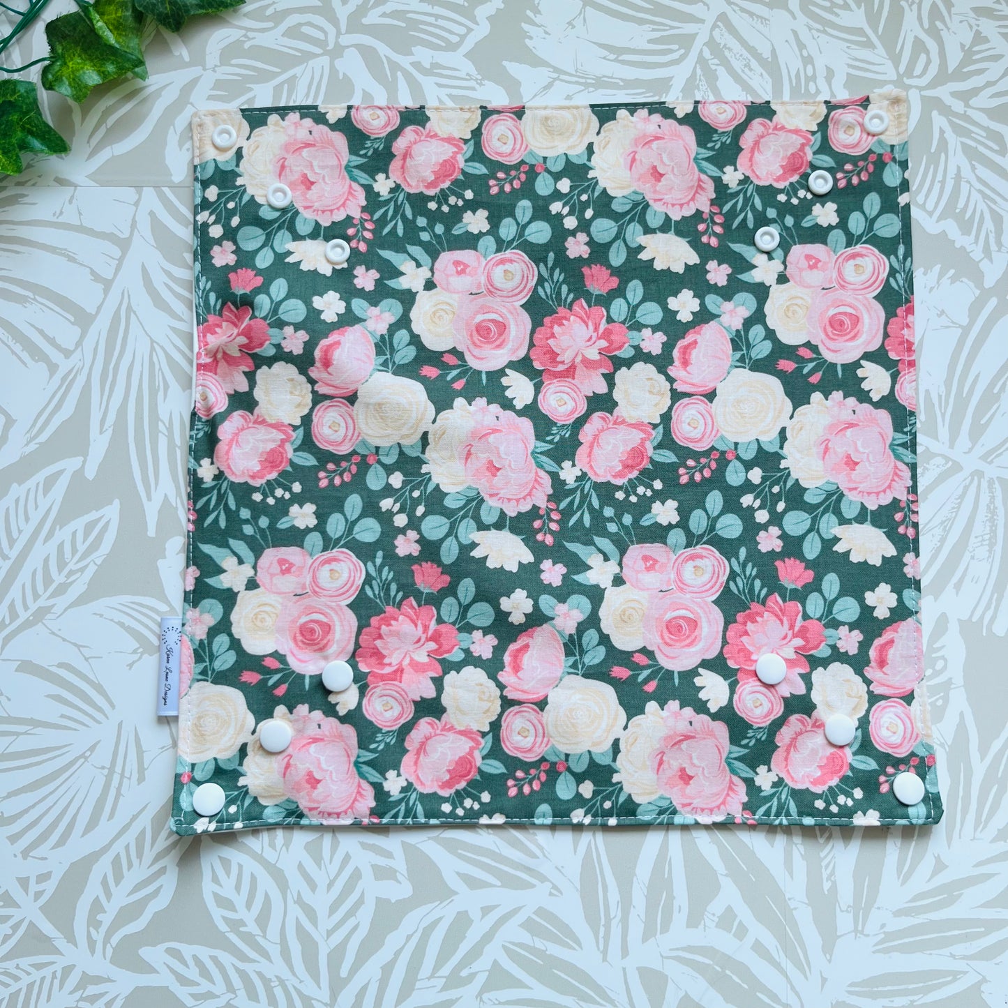 Green Floral Sandwich Wrap