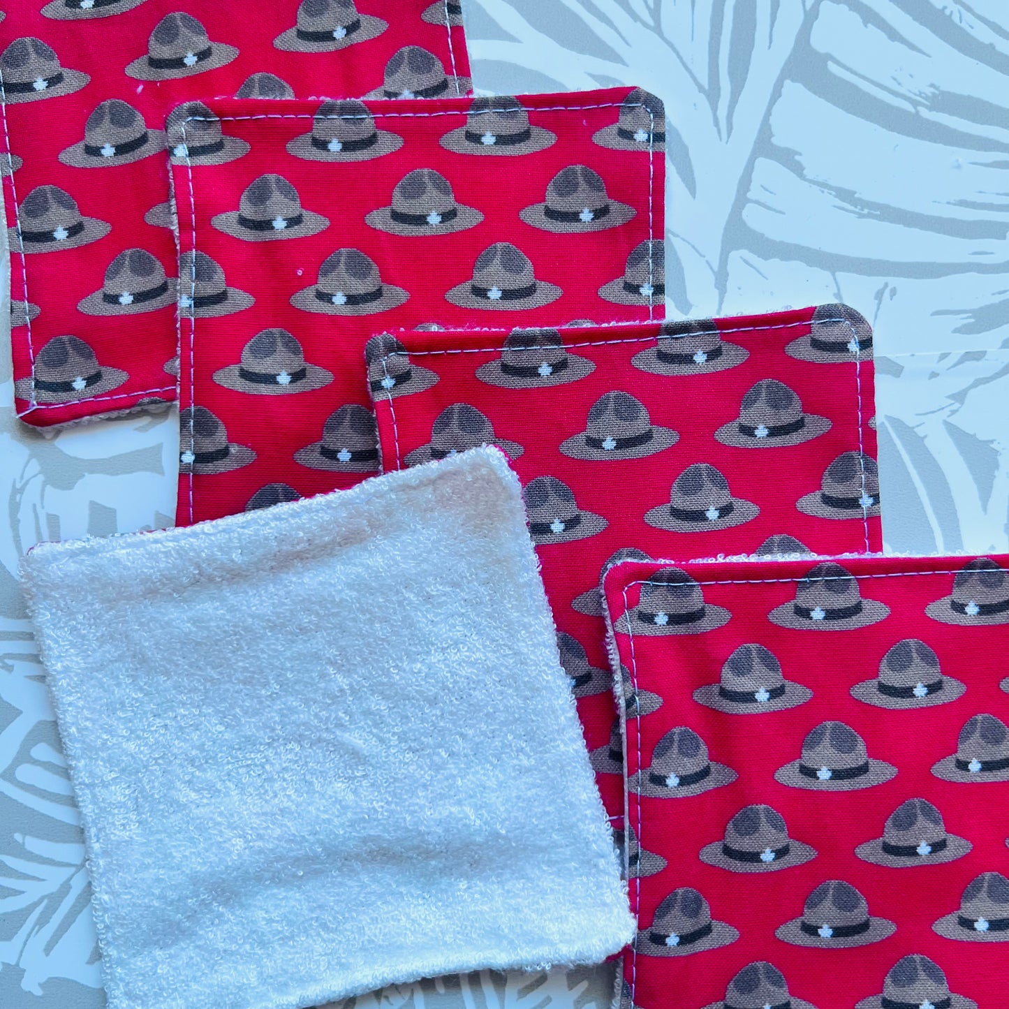 Mountie Hats Face Wipes