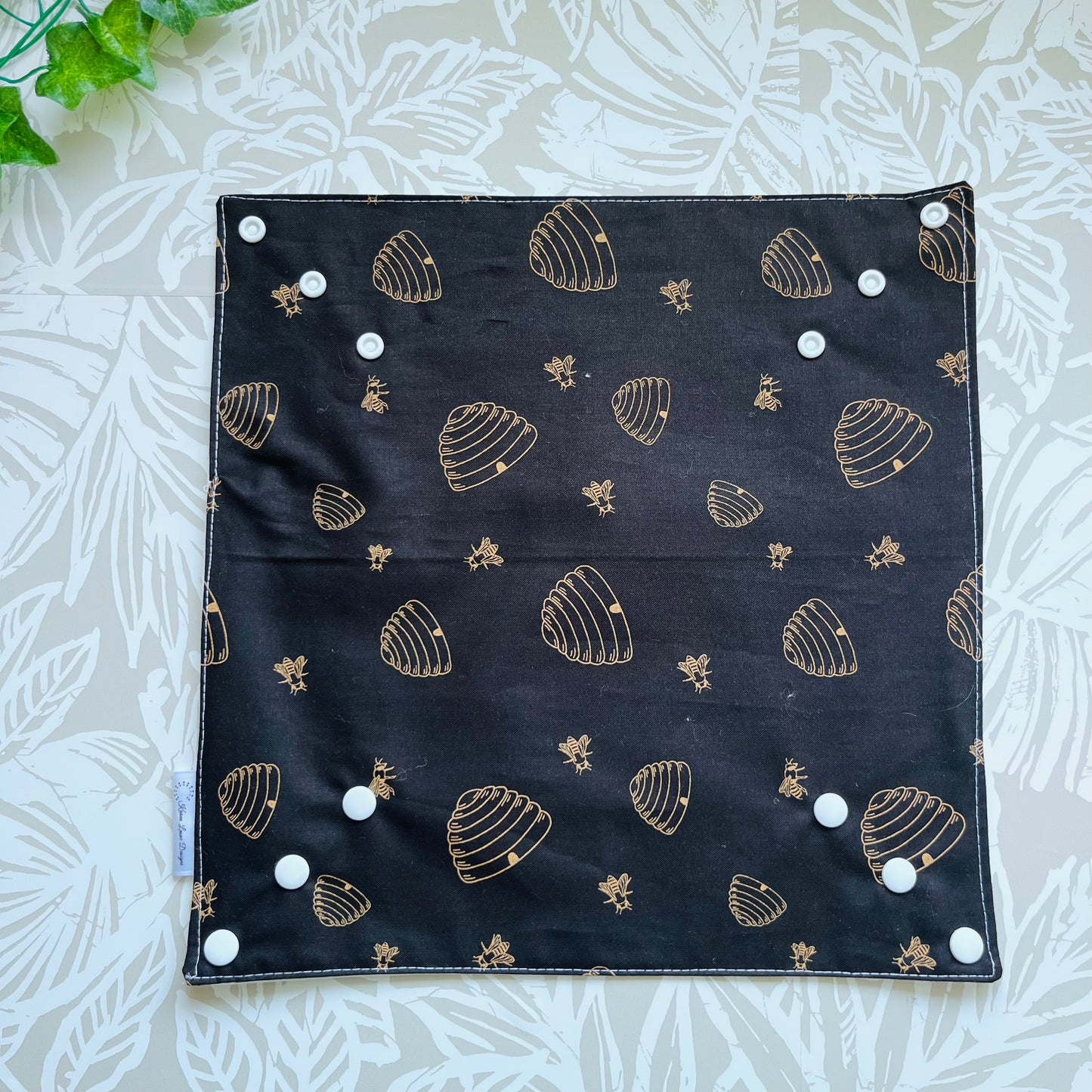 Bee Hive Sandwich Wrap