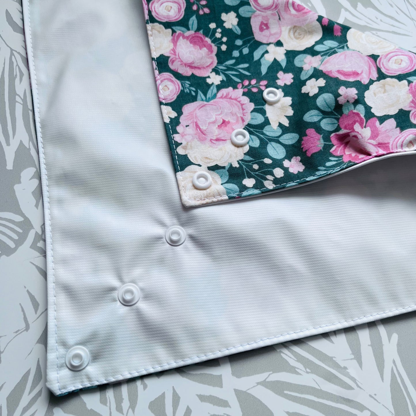 Green Floral Sandwich Wrap