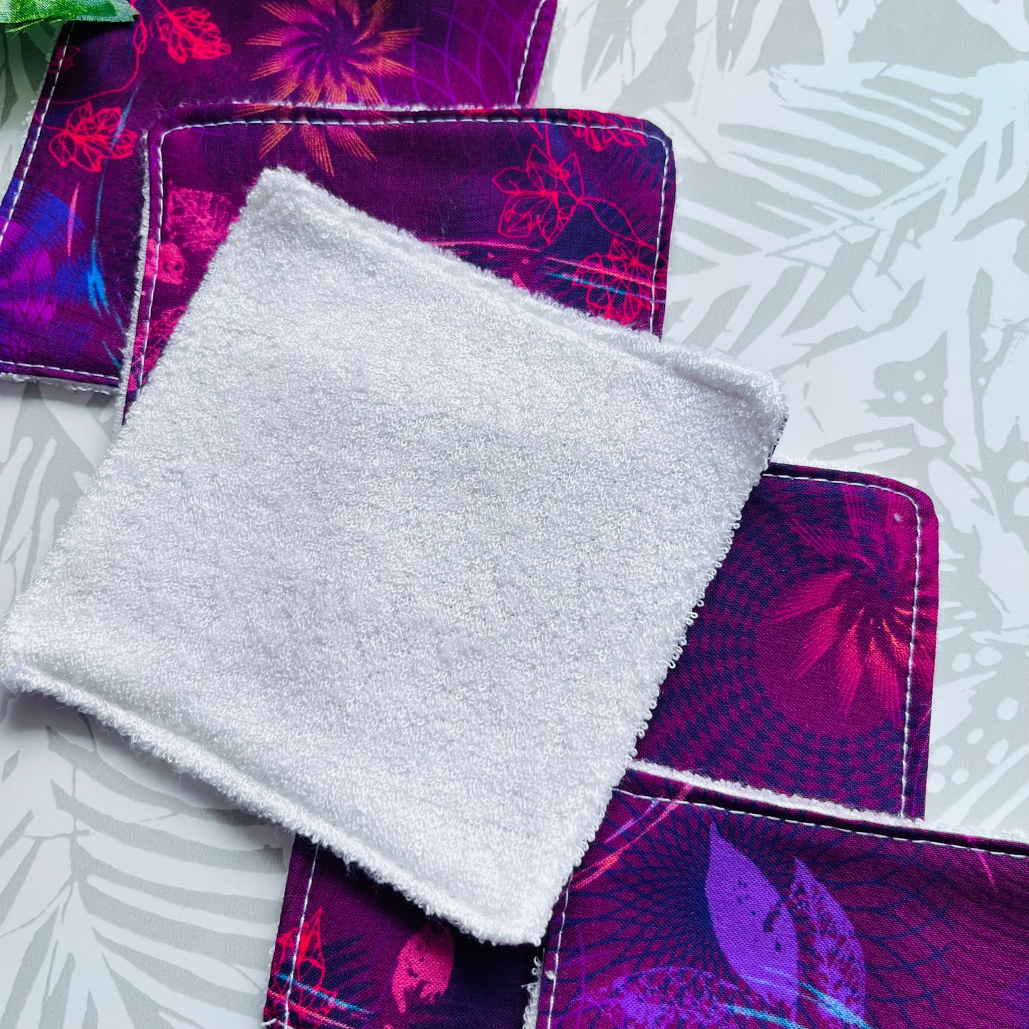 Pink & Purple Face Wipes