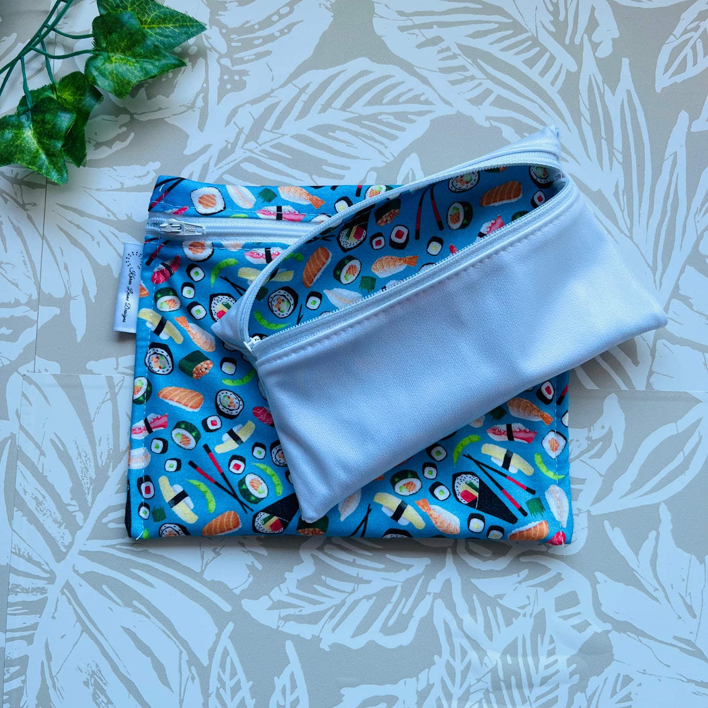 Blue Sushi Sandwich & Snack Bags