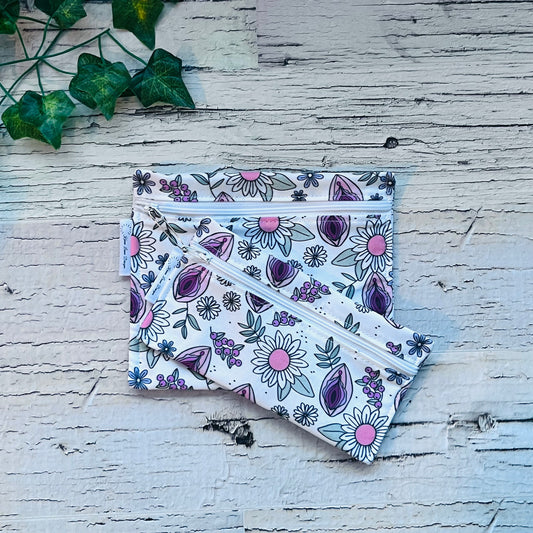 Daisy and Vulva Sandwich & Snack Bags