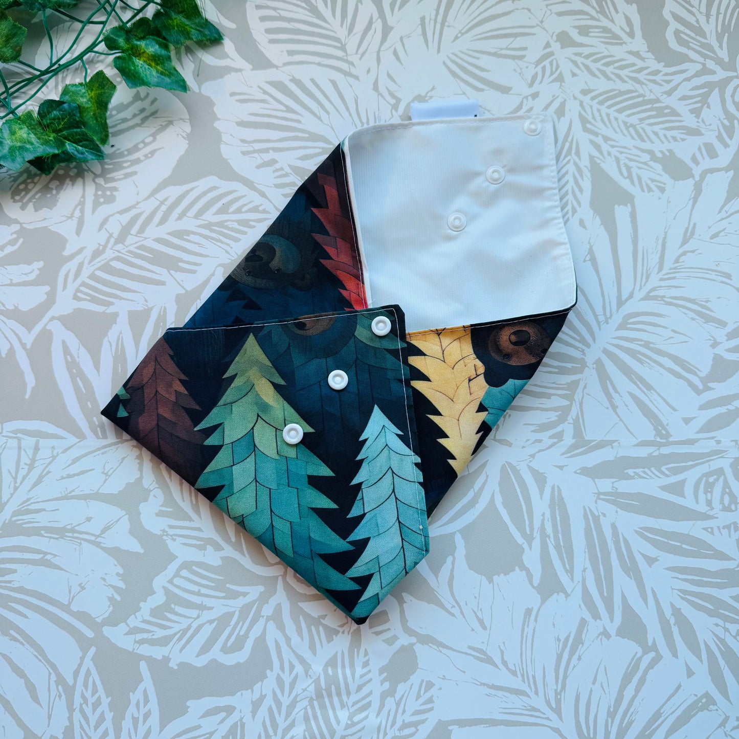 Bear in the Woods Sandwich Wrap