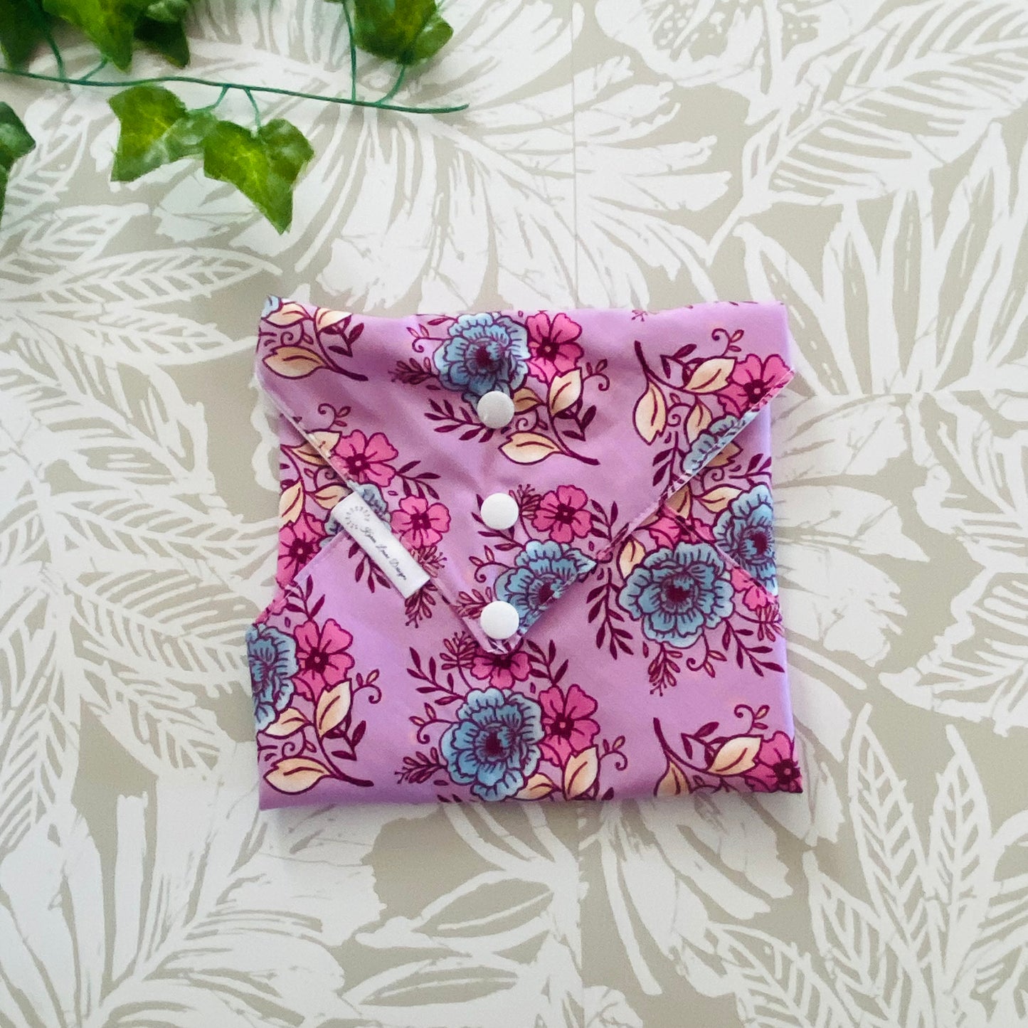 Purple Floral Sandwich Wrap
