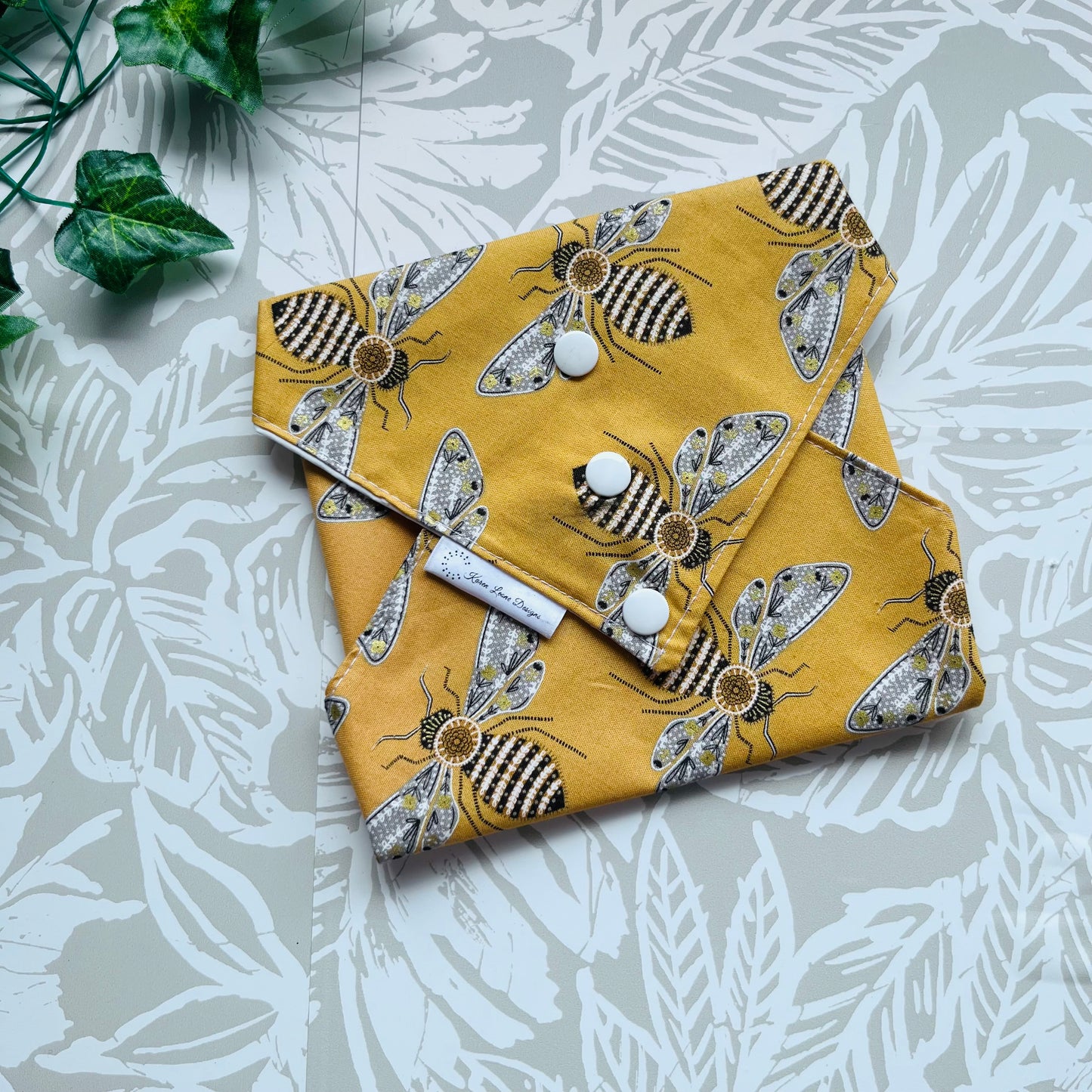 Bee Sandwich Wrap