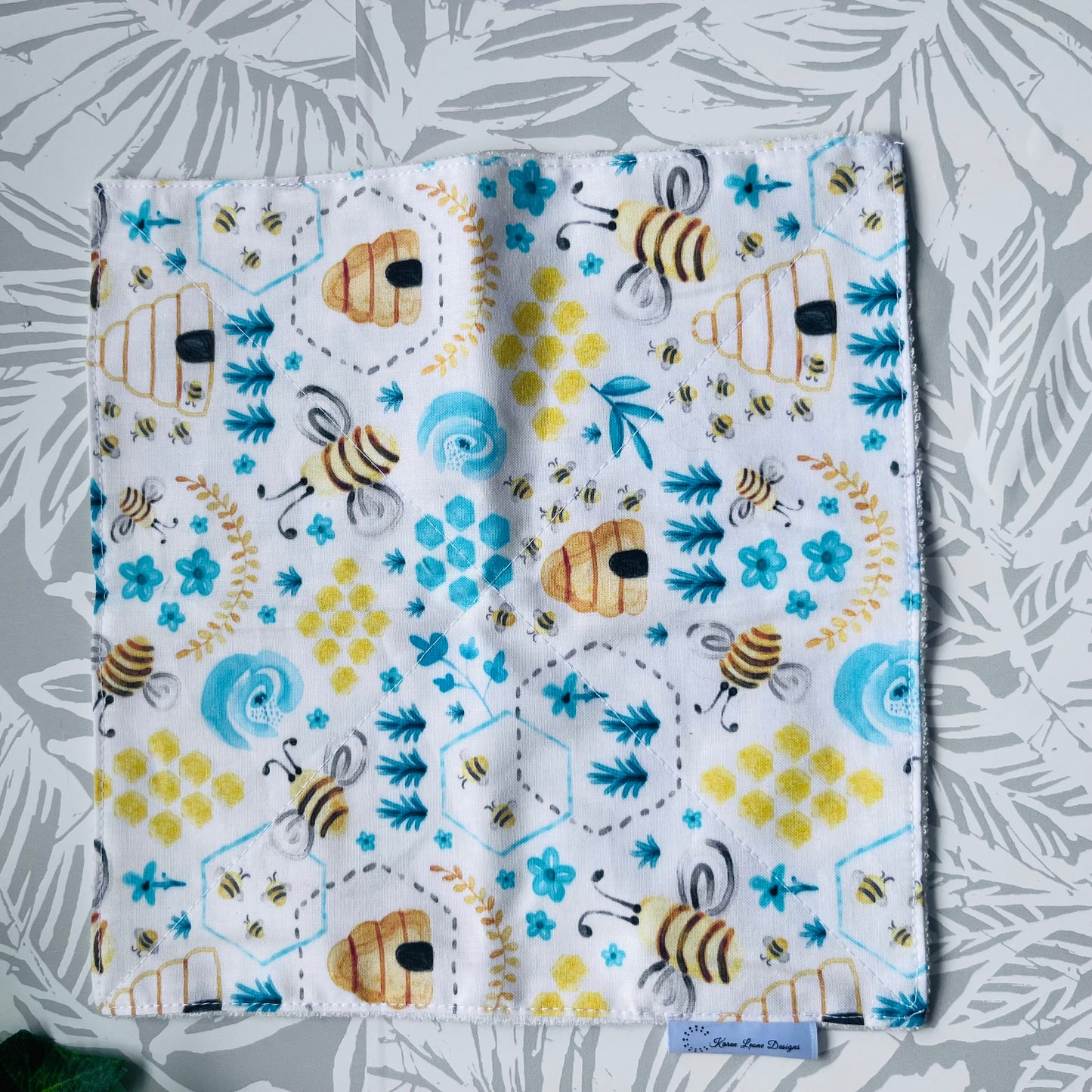 Bee HivenWash Cloth