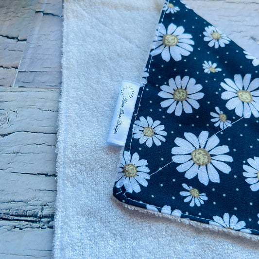 Daisy Wash Cloth