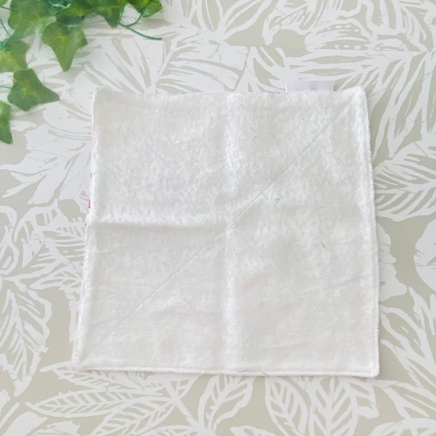 Bumble Bee Wash Cloth
