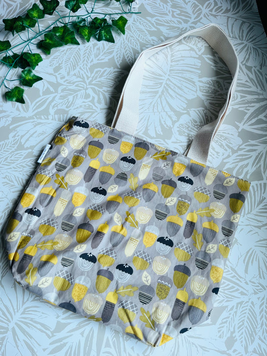 Acorn Market Tote