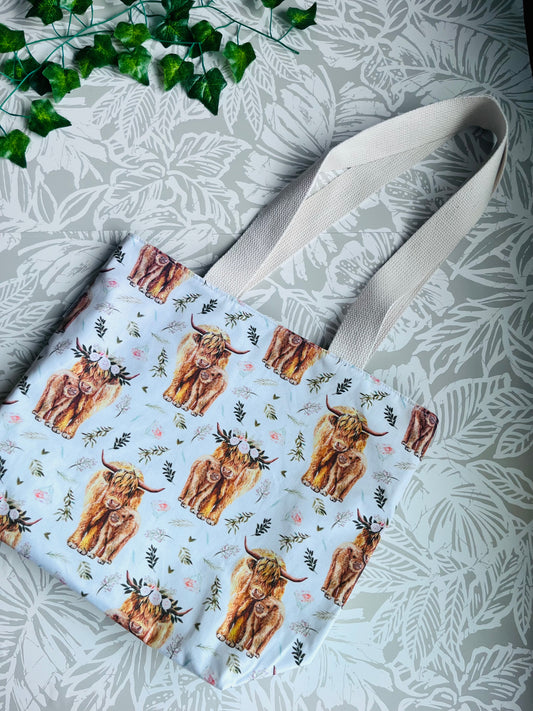 White Highland Cow Market Tote