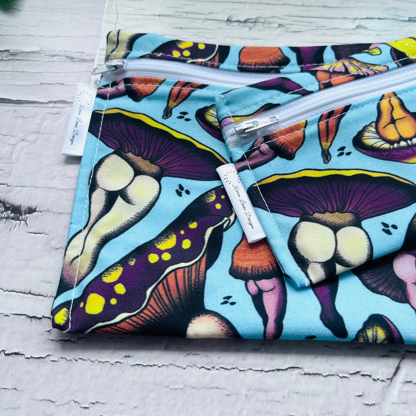 Blue Mushroom Bum Sandwich & Snack Bags