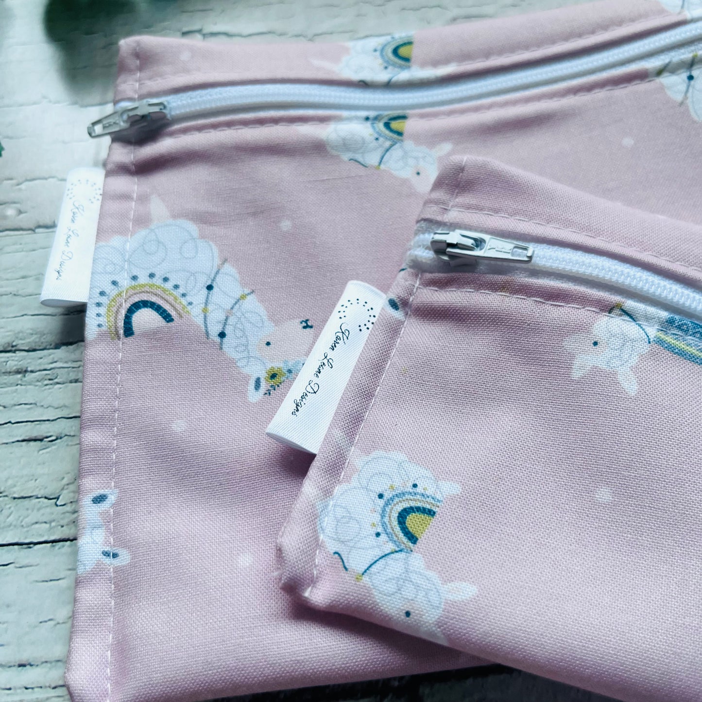 Pink Llama Sandwich & Snack Bags
