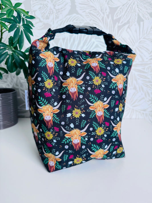 Black Highland Cow Lunch Bag