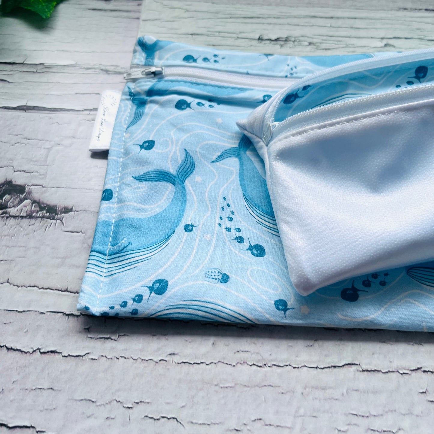 Blue Whale Sandwich & Snack Bags