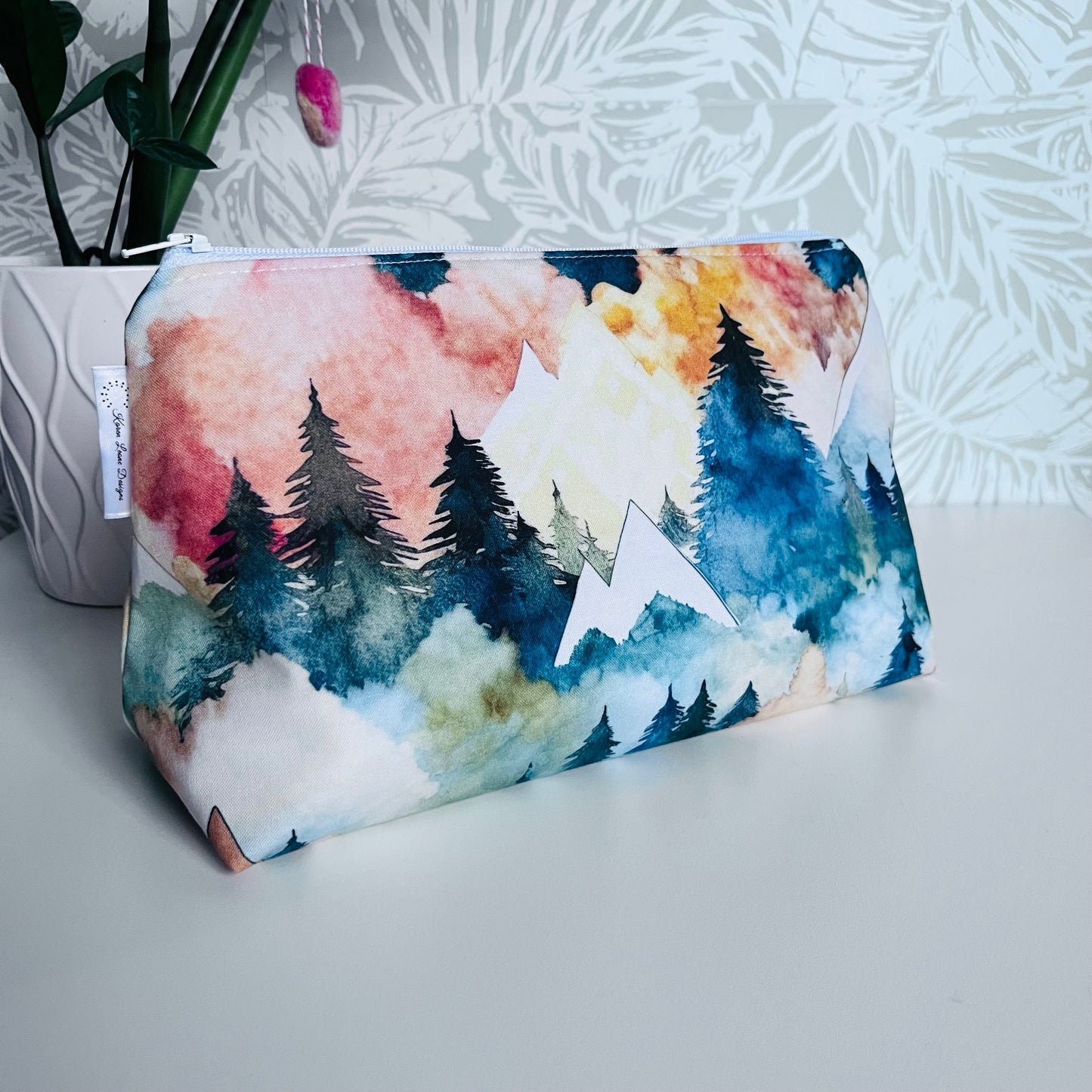 Mountain Travel/Cosmetic Bag