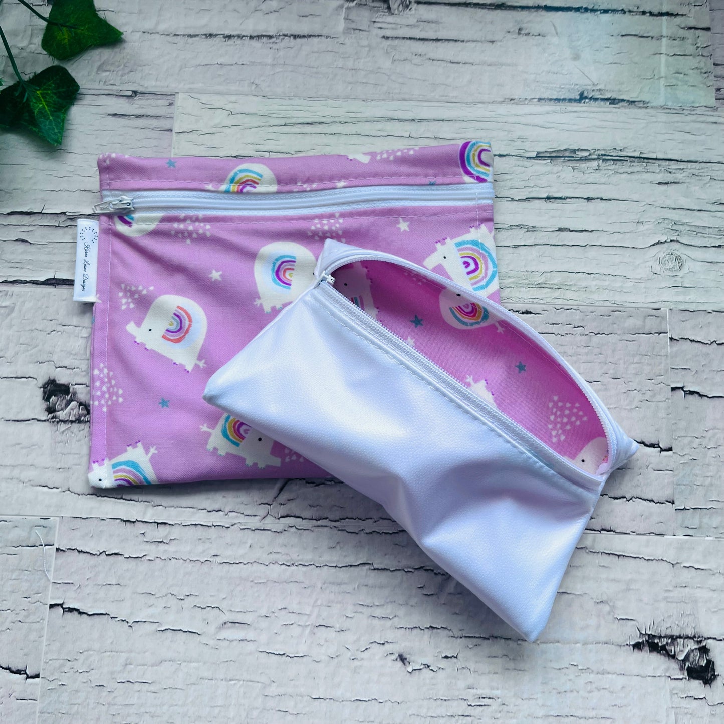 Pink elephant Sandwich & Snack Bags