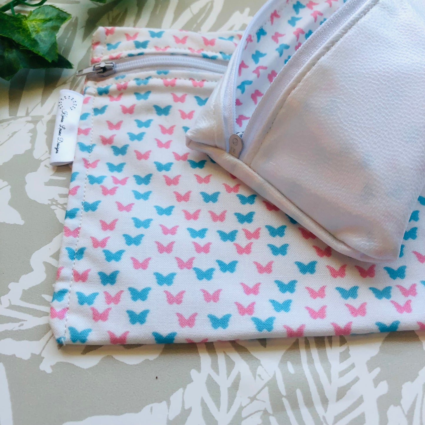 Trans Butterfly Sandwich & Snack Bags