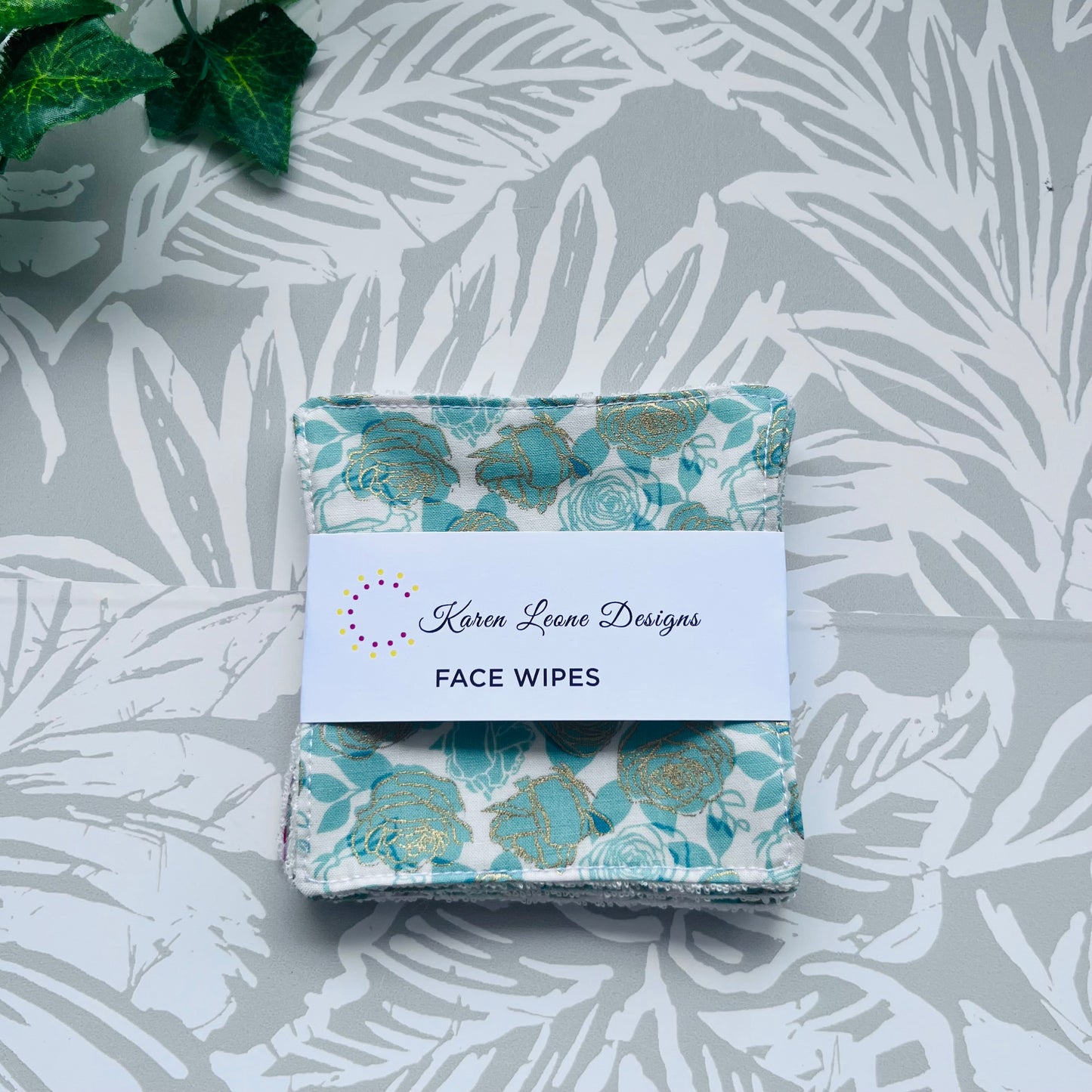 Green Rose Face Wipe