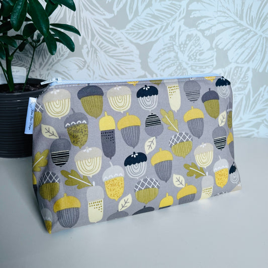 Acorn Travel/Cosmetic Bag