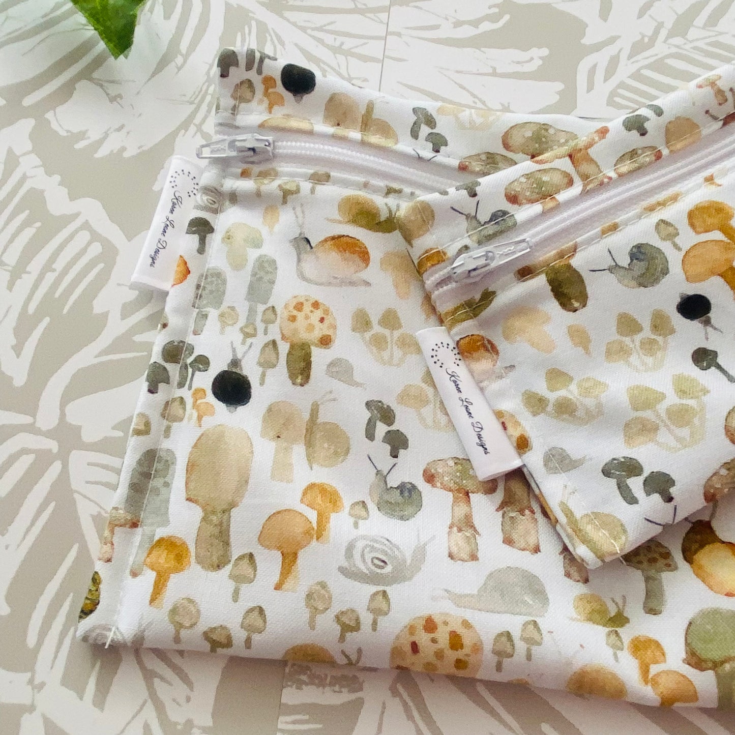 Mini Mushroom & Snail Sandwich & Snack Bags