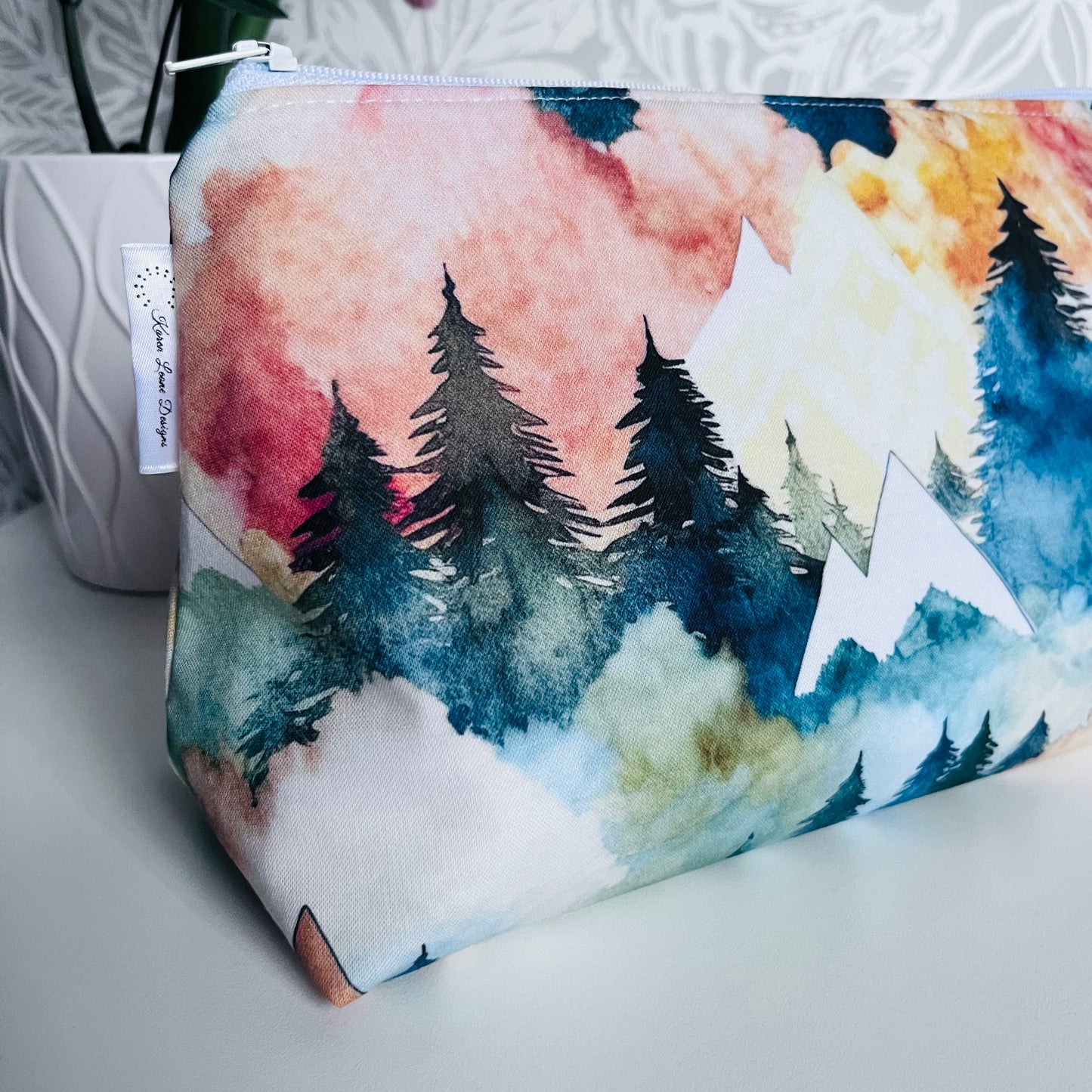 Mountain Travel/Cosmetic Bag